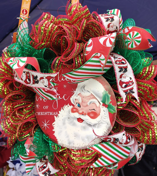 12 in Christmas Wreath