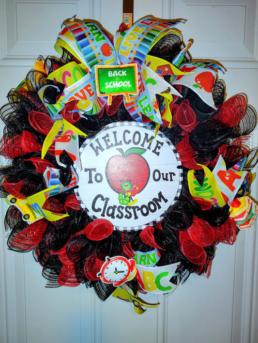14 in Back to School wreath