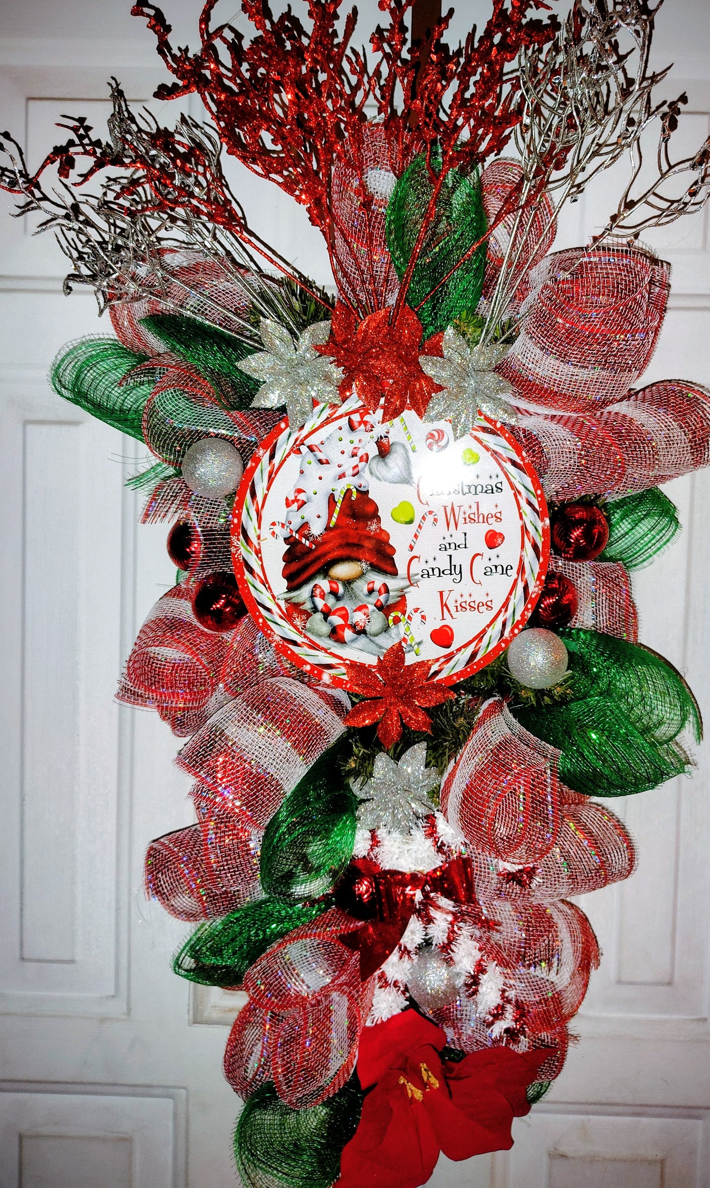 24 in Teardrop Christmas Wreath